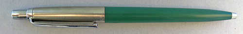 6081: VINTAGE JOTTER IN PALE GREEN WITH PARKER 21-STYLE CLIP (OUTWARD), METAL THREAD INCERT AND DOMED CLICKER