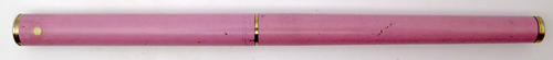 ITEM #6587: SHEAFFER FASION I FOUNTAIN PEN IN PASTEL PINK. GOLD PLATED TRIM. BROAD GOLD ELECTROPLATED NIB. NOS. Slimline converter.