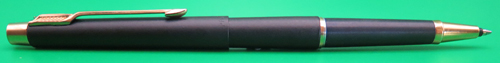 ITEM #3562: PARKER CLASSIC ROLLER BALL IN MATTE BALCK. GOLD PLATED TRIM.