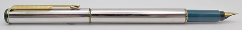 ITEM #4790: PARKER ARROW FOUNTAIN PEN IN CHROME. BLUE TASSIES & SECTION. GOLD PLATED TRIM. GOLD NIB IN FINE. Comes with Parker squeeze converter