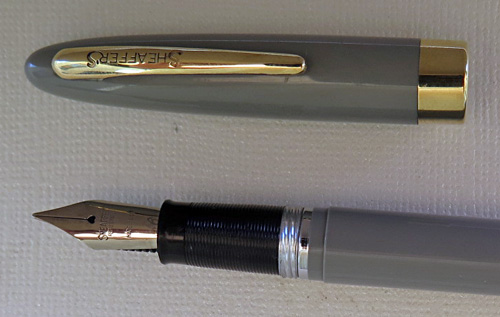 USA MADE Burgundy & Gold Sheaffer Ladies White Dot Ballpoint Pen Clip-less 