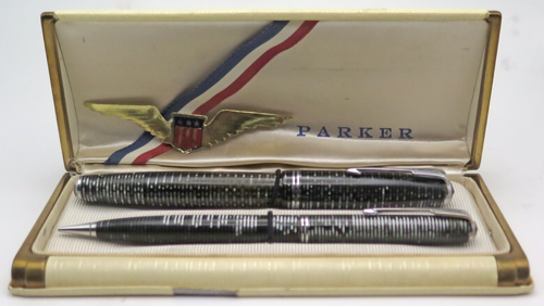 ITEM #6756: PARKER VACUMATIC FOUNTAIN PEN & STANDARD PENCIL SET IN BOX. BLACK + GREY LAMINATED. DOUBLE JEWEL. NICKEL PLATED TRIM.