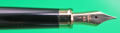 ITEM #6833: SAILOR ULTRA SLIM CHALANA FOUNTAIN PEN. IVORY LACQUER WITH BLACK SECTION + BURGUNDY JEWELS. "JAPAN" ON CAP JEWEL. , NEW OLD STOCK. IN BOX. MADE IN JAPAN