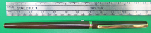 ITEM #6836: SAILOR ULTRA SLIM CHALANA FOUNTAIN PEN IN BROWN LACQUER STRIPE WITH NAVY SECTION. BLACK DOUBLE JEWEL. CAP JEWEL READS "JAPAN". 14K "SAILOR" NIB IN FINE. GOLD PLATED TRIM. NEW OLD STOCK IN BOX. Part #11-0520