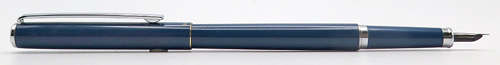 ITEM #6837: SAILOR SLIM CHALANA FOUNTAIN PEN + PENCIL IN BLUE. CHROME TRIM. STEEL "SAILOR MADE IN JAPAN" NIB IN FINE. DOUBLE JEWELS IN BLUE. IMPACT PENCIL WITH CLEAN ERASER