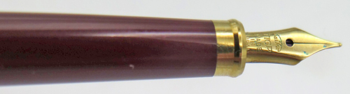ITEM #6839: SAILOR CHALANA FOUNTAIN PEN + BALLPOINT SET IN GOLD STRIPE. BURGUNDY SECTION, JEWELS + CLIP STRIPE. FINE GOLD NIB WITH IMPRINT "SAILOR TIGP MADE IN JAPAN". 
