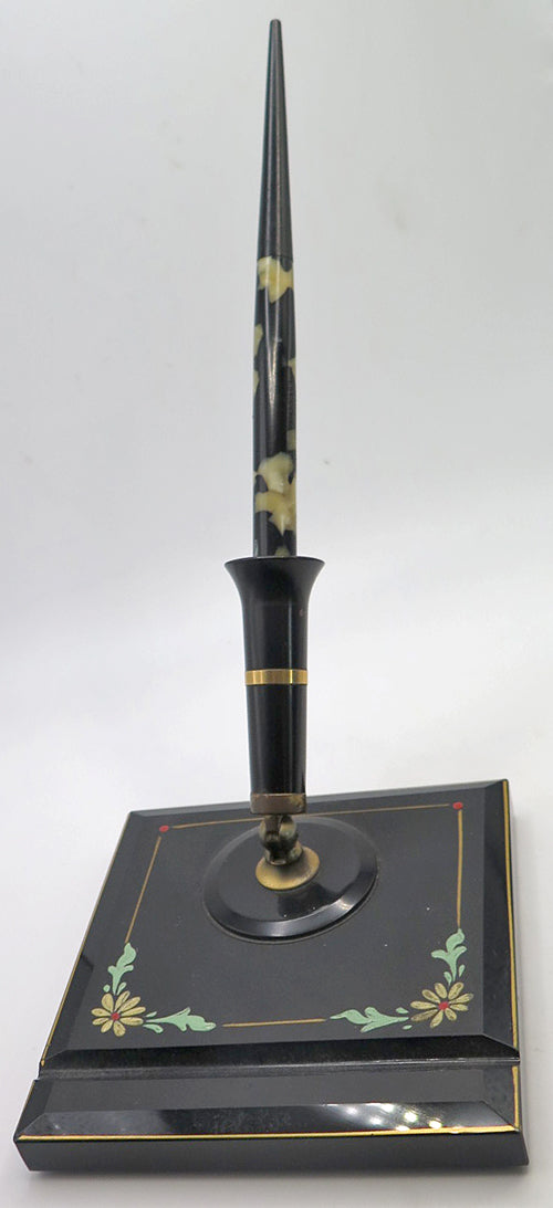 Sheaffer Desk Set in Floral with Fountain Pen