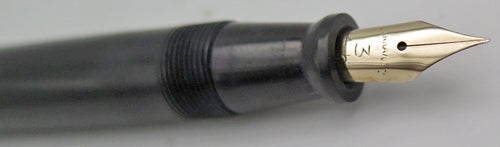 DIAMOND POINT FOUNTAIN PEN IN BLACK