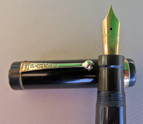 PARKER DUOFOLD SENIOR LUCKY CURVE IN BLACK PERMINITE