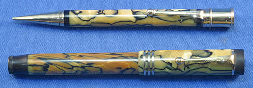 Parker Duofold Flat Top Senior Deluxe Set in Pearl + Black