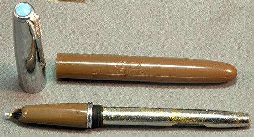 HIGH CLASS LOCK FOUNTAIN PEN in Brown.