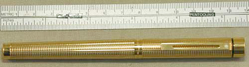 SHEAFFER OVERSIZE TARGA FOUNTAIN PEN in Gold w/ FLEXIBLE NIB