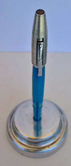 REYNOLDS INTERNATIONAL BALLPOINT IN BRIGHT BLUE