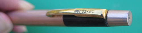 REYNOLDS 400 BALLPOINT. BARREL IS SMOOTH GOLD ANODIZED ALUMINUM