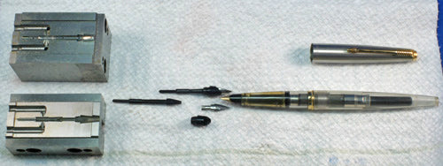 PARKER 45 FOUNTAIN PEN FEED INJECTION MOLD