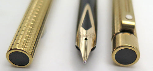 Sheaffer Slim Targa Fountain Pen in Gold