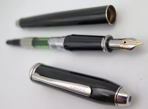 CROSS FOUNTAIN PEN IN BLACK LACQUER