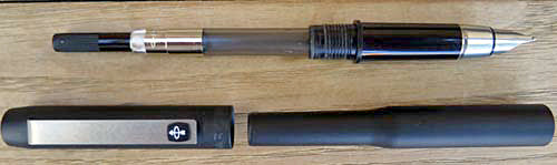 PARKER P-25B Fountain Pen in Black