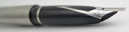 SHEAFFER TARGA FOUNTAIN PEN IN BRUSHED STAINLESS STEEL -left handed nib