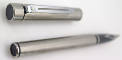 SHEAFFER TARGA FOUNTAIN PEN IN BRUSHED STAINLESS STEEL -left handed nib