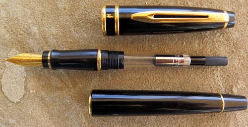 WATERMAN's EXPERT I FOUNTAIN PEN in BLACK