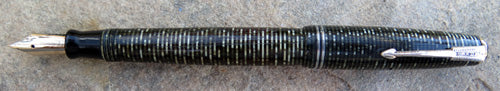 Parker Vacumatic Fountain Pen in Grey/Black laminated celluloid, with a hint of green