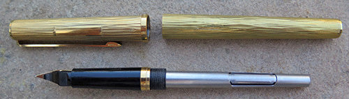 Parker 85 Fountain Pen in Gold Tree Bark Pattern