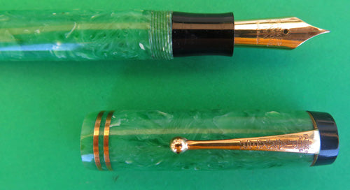 PARKER DUOFOLD SENIOR IN JADE GREEN