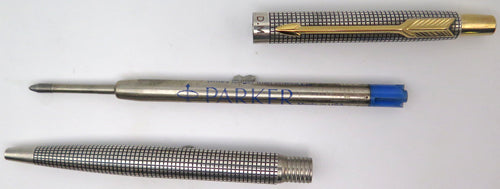 PARKER "CLASSIC" CLICKER BALLPOINT IN STERLING SILVER CISELE PATTERN