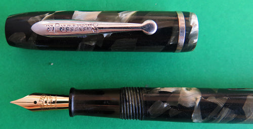 SHEAFFER JUNIOR FOUNTAIN PEN IN BLACK/GREY MARBLE