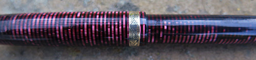 PARKER VACUMATIC CAP ACTUATED REPEATER PENCIL IN LAMINATED BURGUNDY