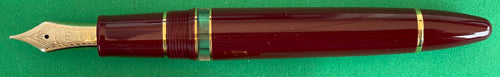 SAILOR 1911 REALO FOUNTAIN PEN IN BURGUNDY