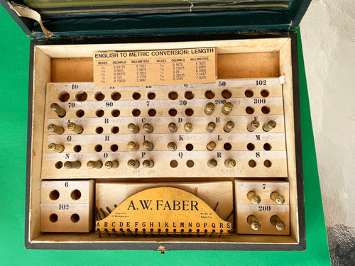 A. W. FABER POINT OF SALE LEAD SELECTOR