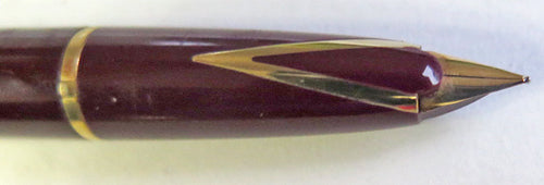 SHEAFFER IMPERIAL TOUCHDOWN FOUNTAIN PEN IN BURGUNDY