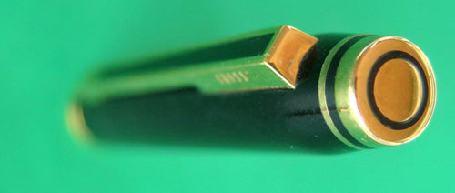 Cross Signature Fountain Pen in Black Lacquer