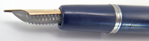 PARKER VS FOUNTAIN PEN IN DARK BLUE
