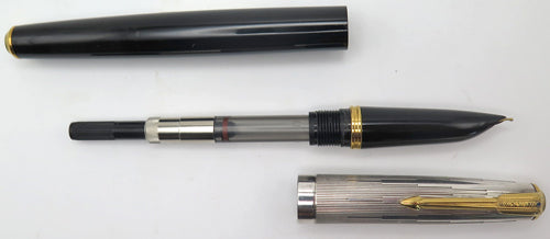 PARKER 51 EMPIRE FOUNTAIN PEN IN BLACK