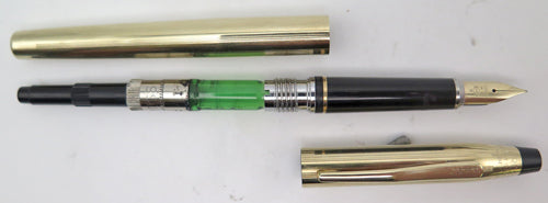 CROSS GOLD PLATED FOUNTAIN PEN
