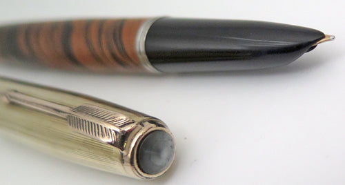 BEXLEY / PARKER 51 FOUNTAIN PEN IN SWIRLED ORANGE/BLACK HARD RUBBER