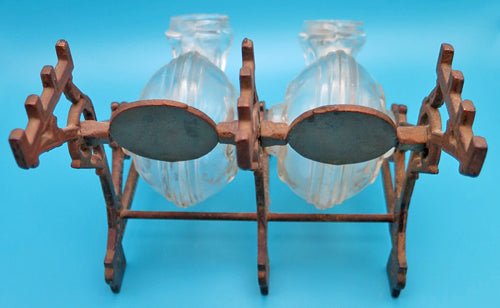 TATUM'S REVOLVING DOUBLE SNAIL INKWELL + PEN STAND