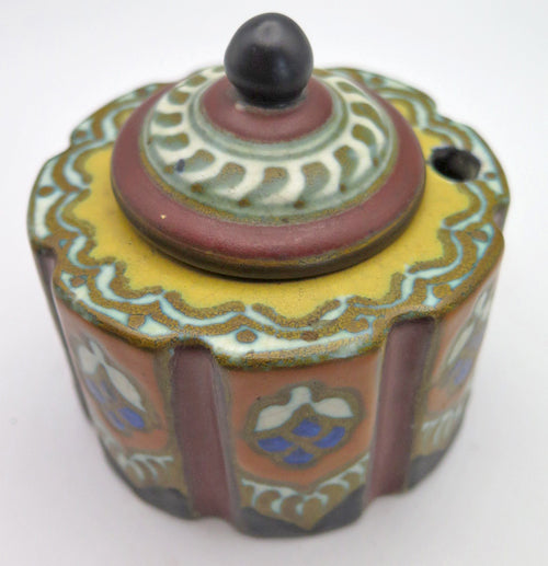 PLATO GOUDA PEN HOLDER + INKWELL WITH LID