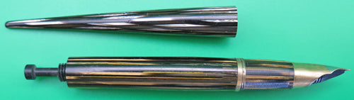 Sheaffer Desk Set: Stagecoach + Fountain Pen