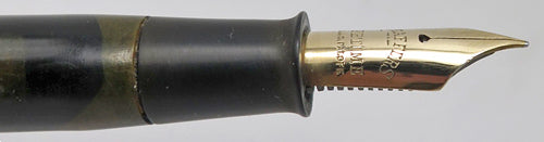 SHEAFFERS DESK FOUNTAIN PEN BLACK AND PEARL MARBLED