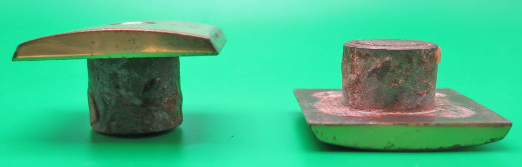 Parker Magnetix Square Convex Desk Plate in Brass