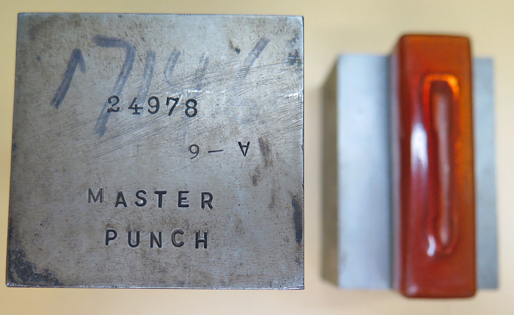 Parker Arrow Shaped Clip Master Punch, Set of 2