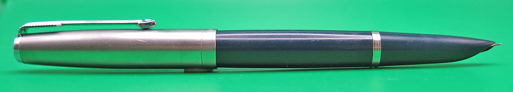 Parker 51 Vacumatic Fountain Pen in Cedar Blue