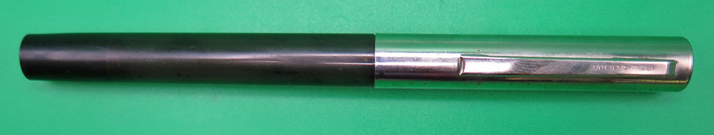 Sheaffer Student Fountain Pen in Translucent Black