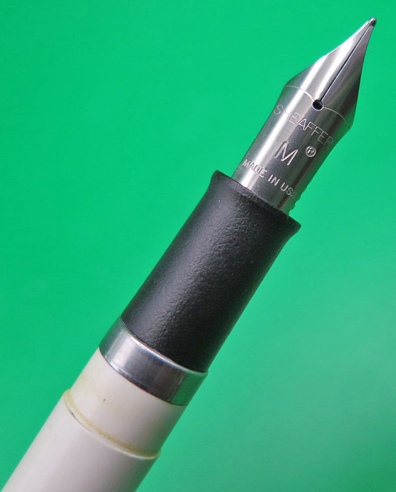 Sheaffer Student Fountain Pen in Ivory