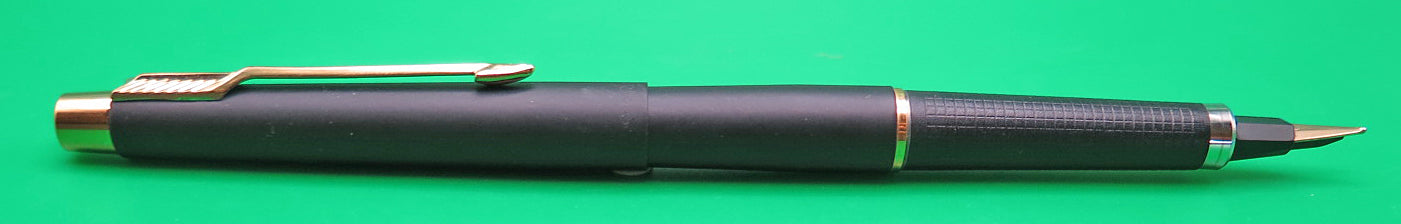 Parker Classic Fountain Pen in Matte Black