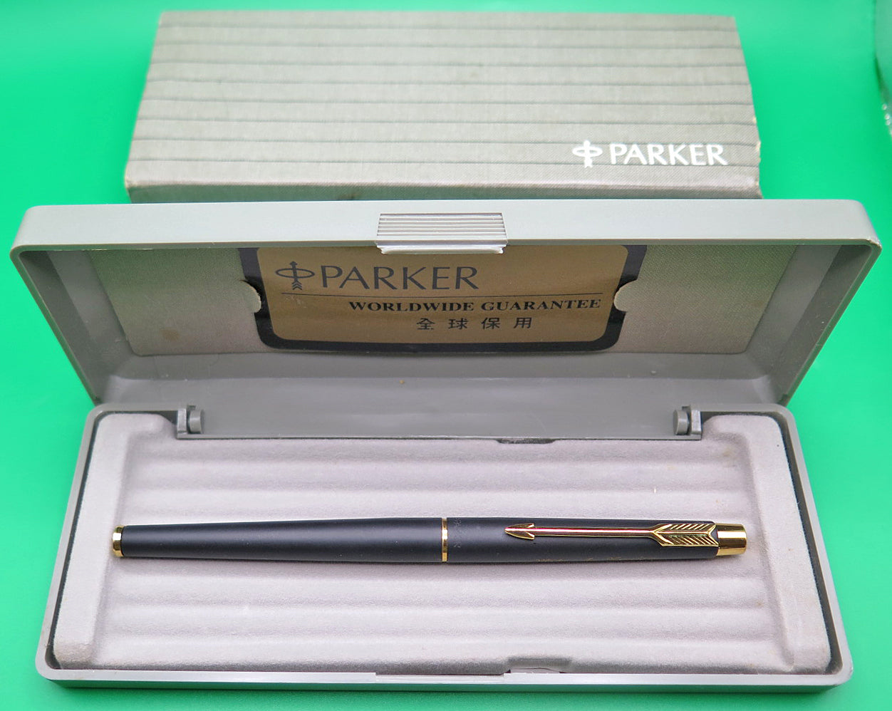 Parker Classic Fountain Pen in Matte Black